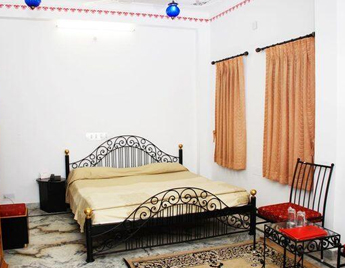 Standard Haveli Room at Jagdish Temple